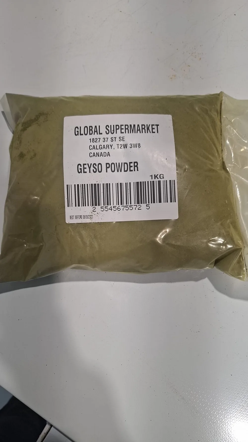 Global Supermarket 1 kg bag of green Geyso gesho powder