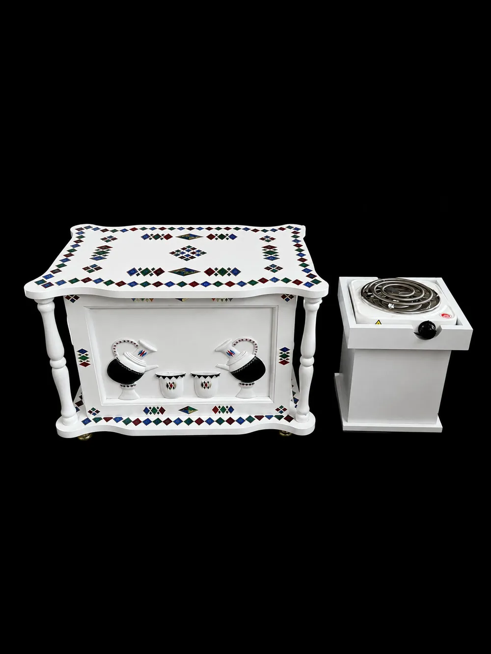 White rekebot with a painted diamond border and a moulded jebena relief panel