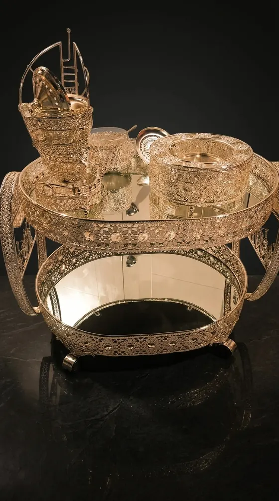 Gold filigree rekebot ceremony trolley