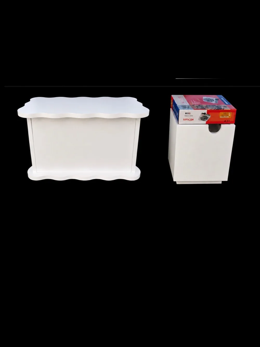 White lacquered rekebot ceremony table with a scalloped wavy top and base